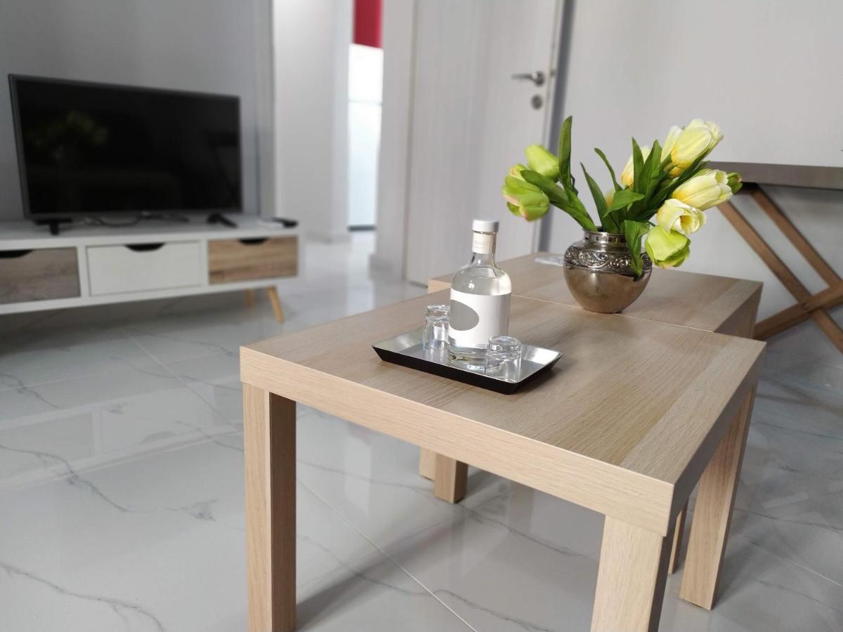 Sunday Apartment Chania 2B ภายนอก รูปภาพ